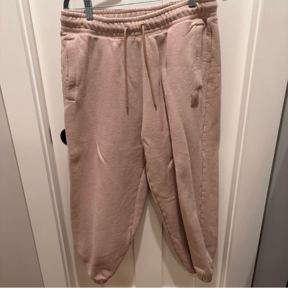 Rare Jordan Flight Women Washed Fleece Ankle Joggers Pants Light Pink Size Large - Picture 3 of 9